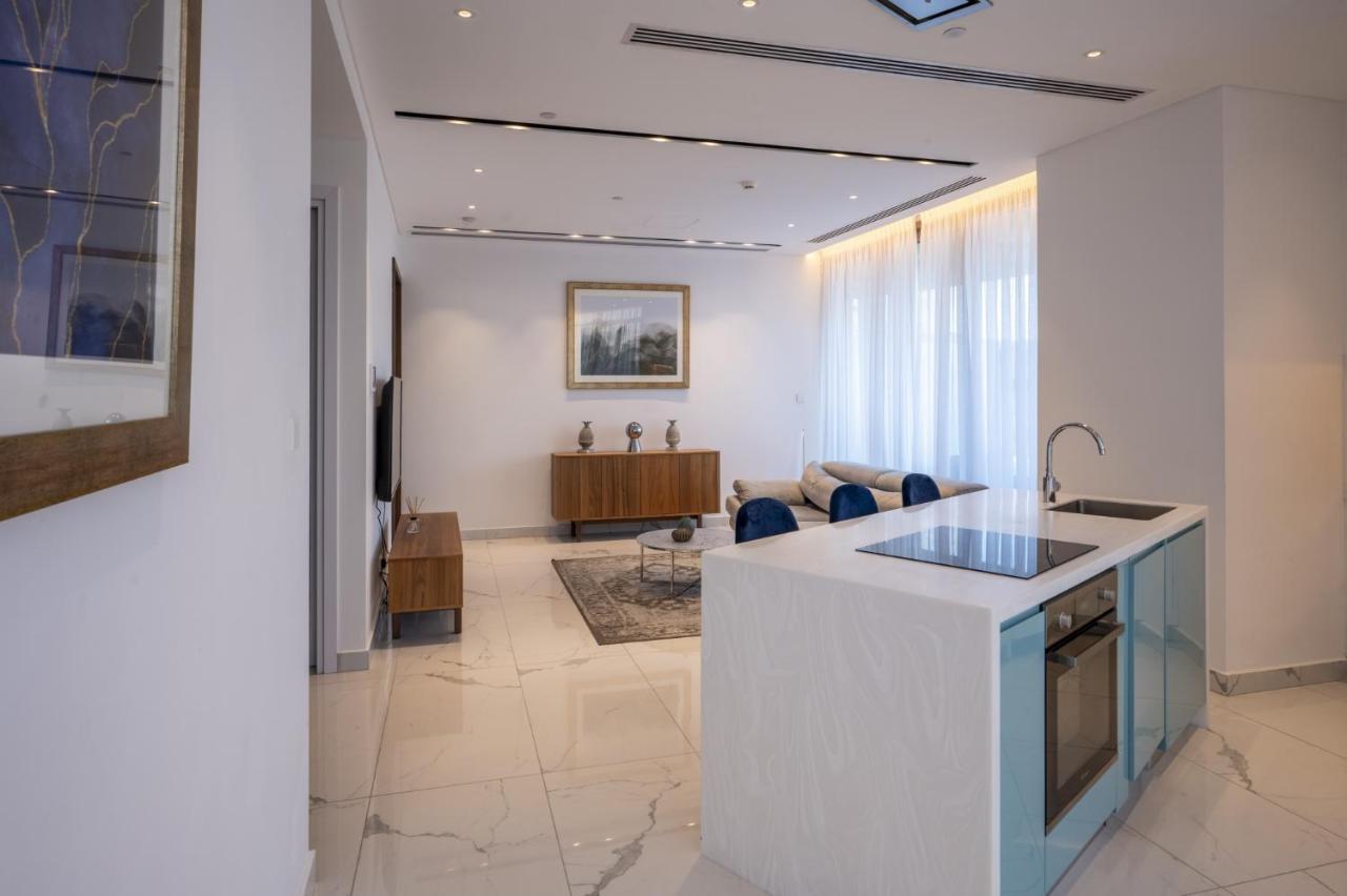 360 Nicosia - 1 Bedroom Luxurious Residence المظهر الخارجي الصورة
