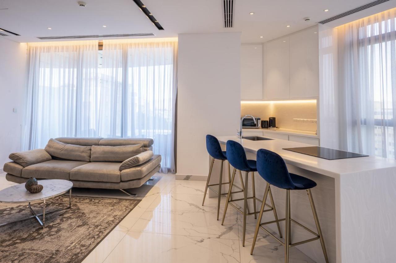 360 Nicosia - 1 Bedroom Luxurious Residence المظهر الخارجي الصورة