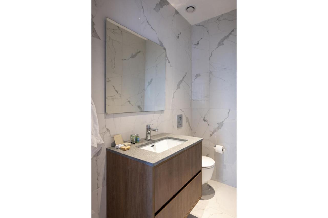 360 Nicosia - 1 Bedroom Luxurious Residence المظهر الخارجي الصورة